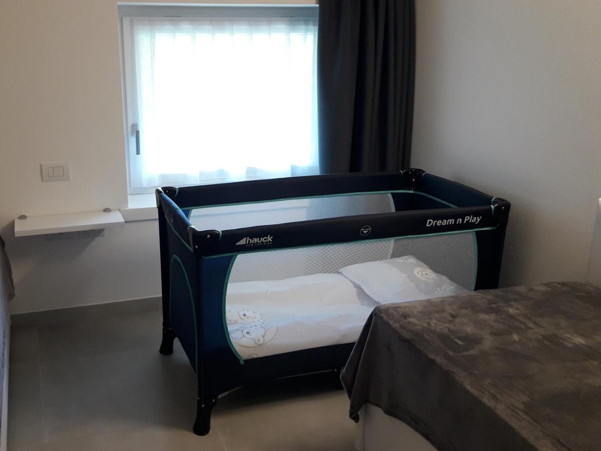 Ferienwohnung La Mansarda Di Rossella Pieve Di Ledro Exterior foto